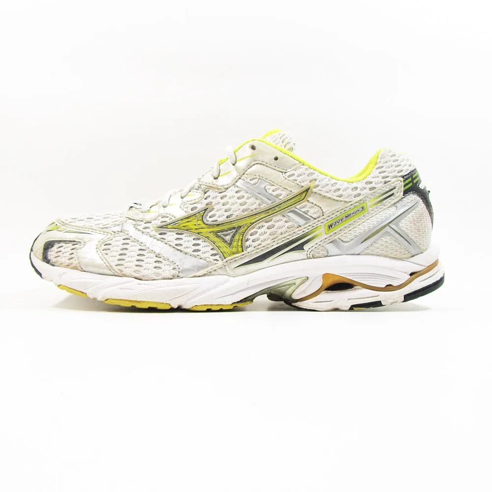 MIZUNO Wave Nexus 3