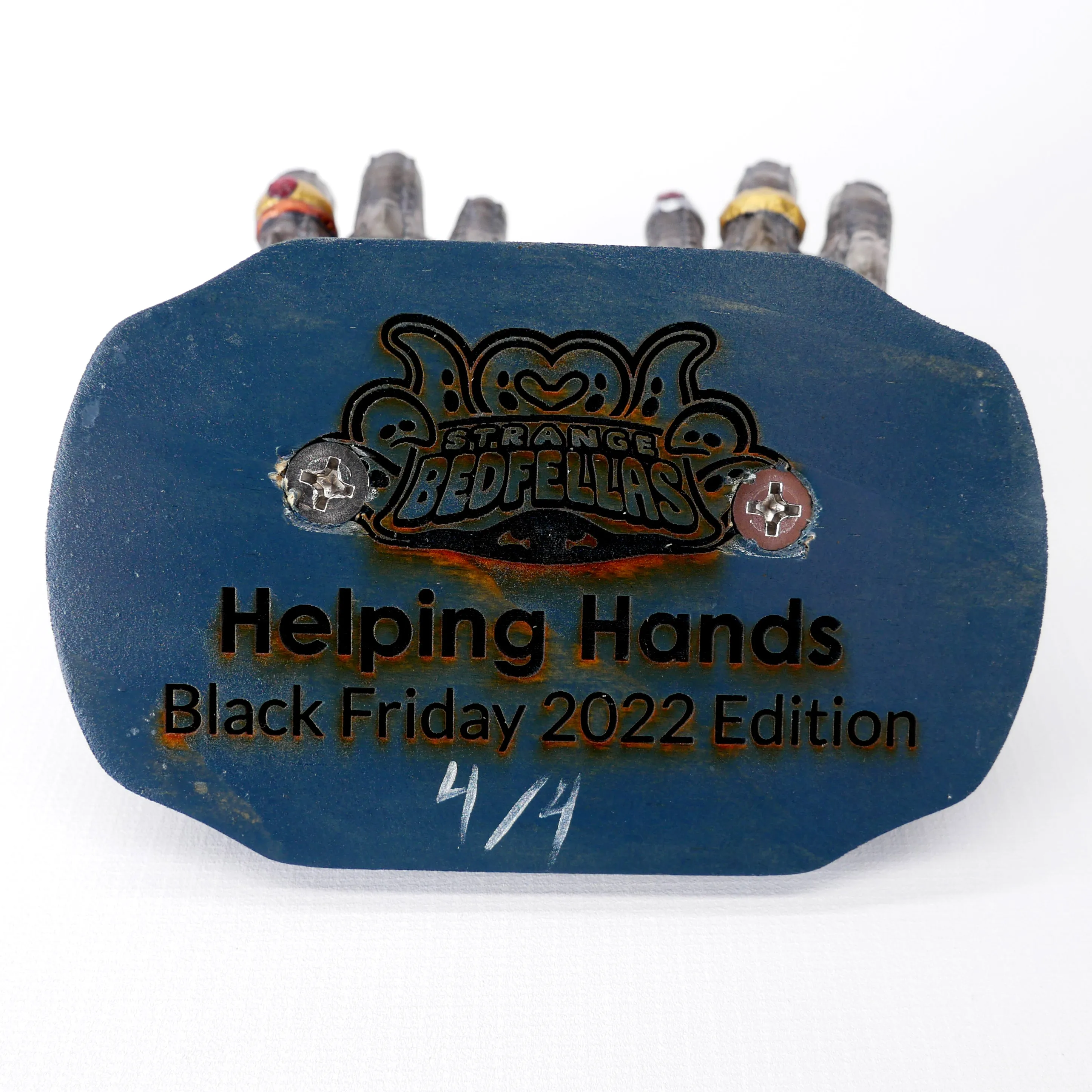 Small Helping Hands - Black Friday 2022 Edition - 4 of 4